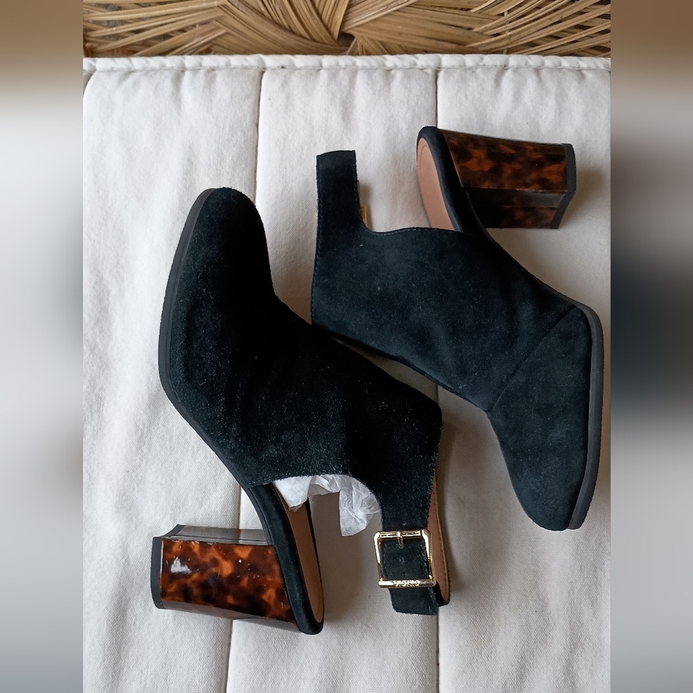 Vionic Elegant Black Suede Leather Women's Ankle Boots_9.5 - Picture 10 of 11